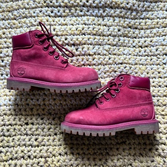 Red Timberland Nubuck Lace Up Lug Sole Waterproof Kids Unisex Boots Siz… - Picture 1 of 10